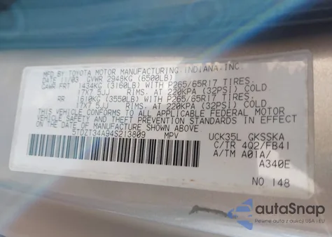 2004 Toyota Sequoia Sr5 V8 z USA, uszkodzony, nr VIN 5TDZT34A94S213809